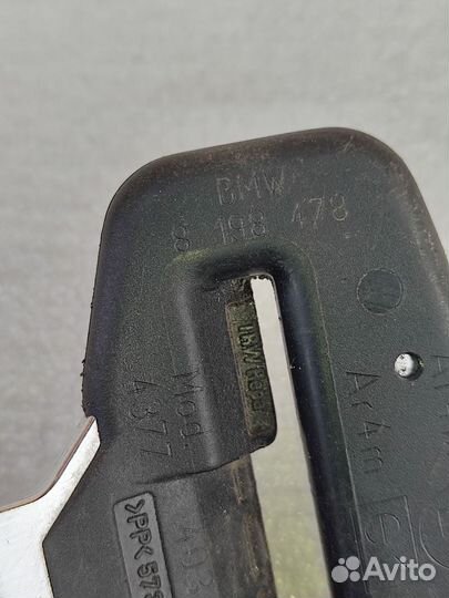 Защелка ремня безопасности задняя bmw 5 e39