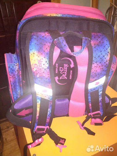 Портфель школьный для девочки