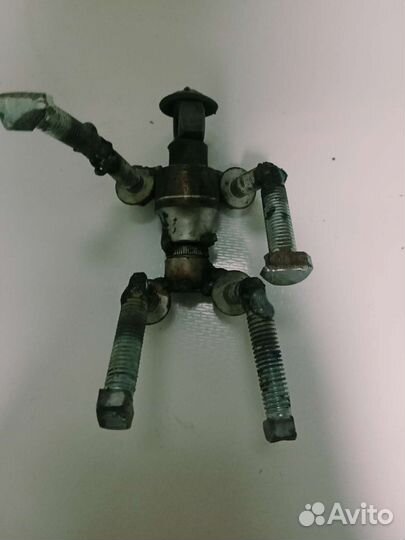 Мотоцикл из машинных запчастей