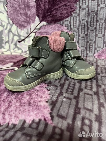 Демисезонные ботинки