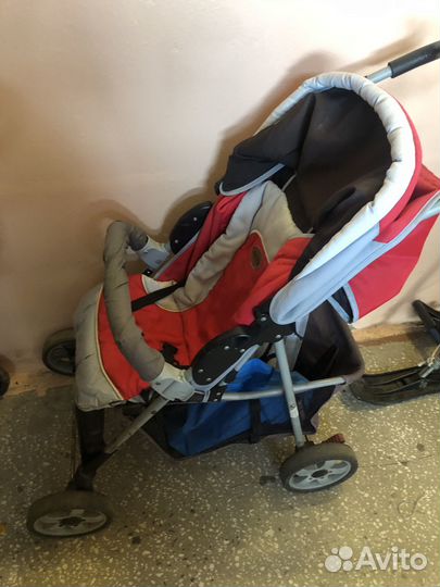 Прогулочная коляска