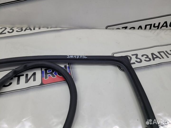 Уплотнитель проема двери передней левой Hyundai