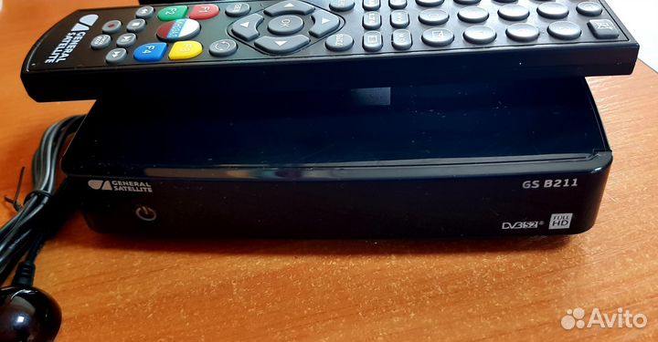 Ресивер триколор GS-B211