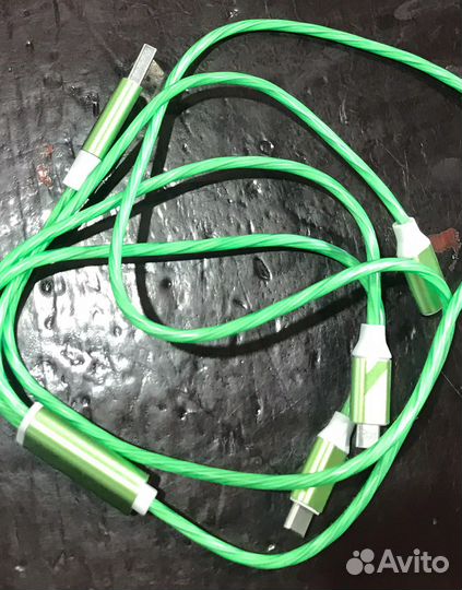 Провод для зарядки телефона