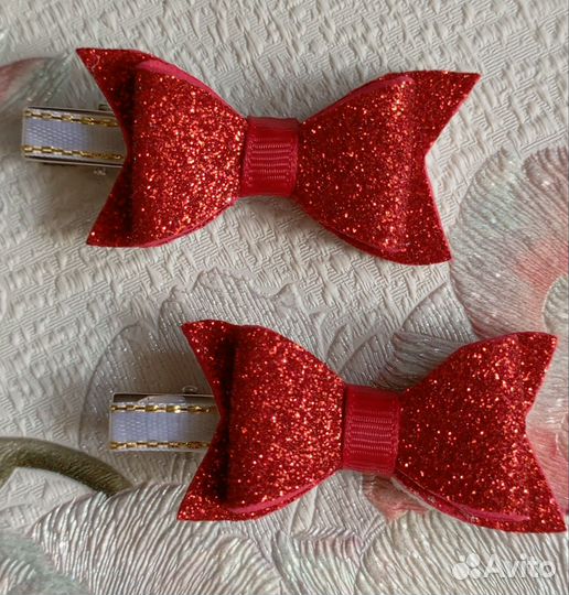 Заколки для волос