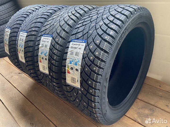 Triangle IcelynX TI501 225/45 R17 94T