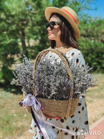 Корзина с лавандой