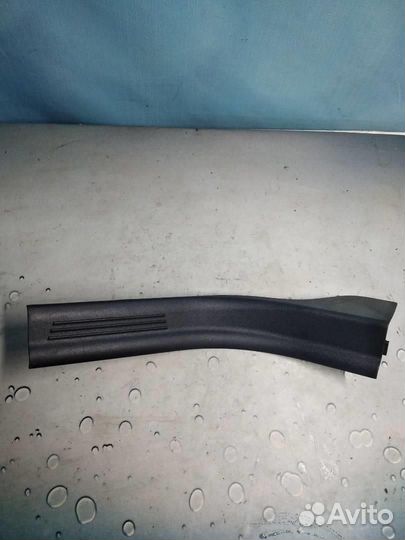 Накладка порога (внутренняя) 8641786