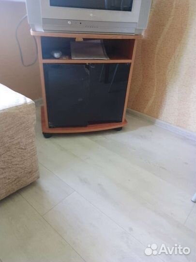 Тумба под телевизор бу