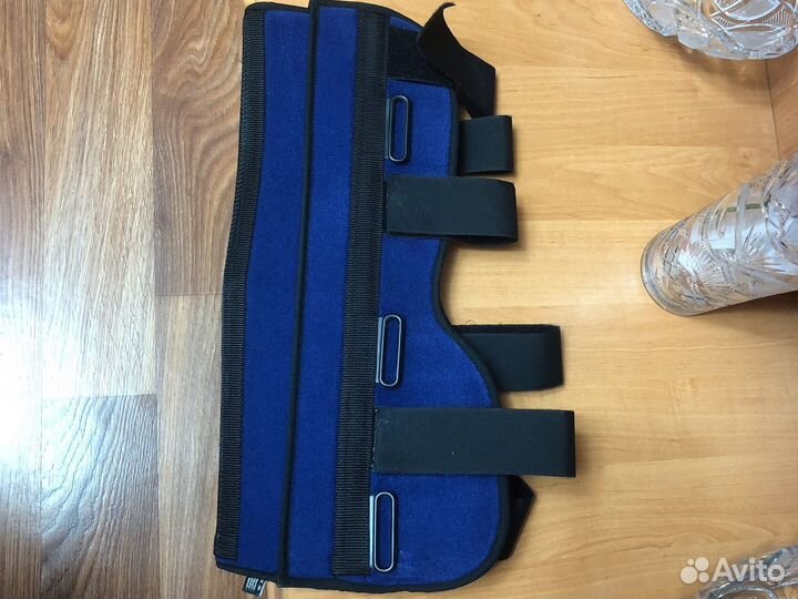 Коленный ортез