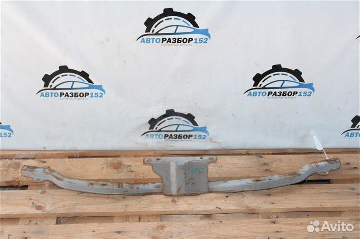 Накладка на рамку радиатора Nissan Primera TP12