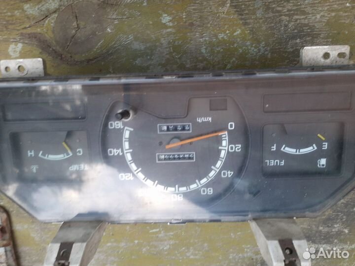 Прибор. панель Mitsubishi L300