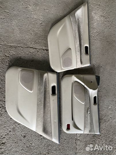 Обшивка дверей Toyota Vista Ardeo SV50