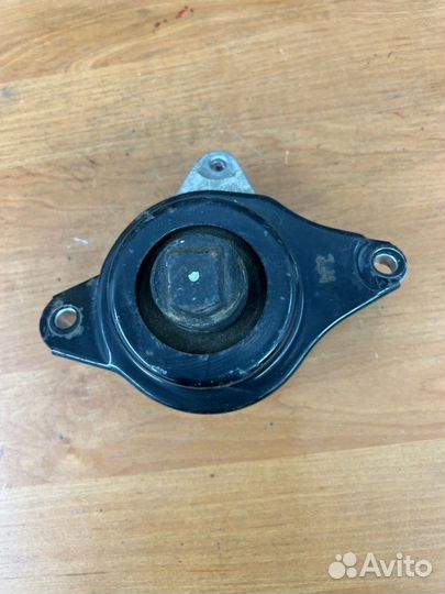 Подушка двигателя левая Kia Quoris 1 G8BE