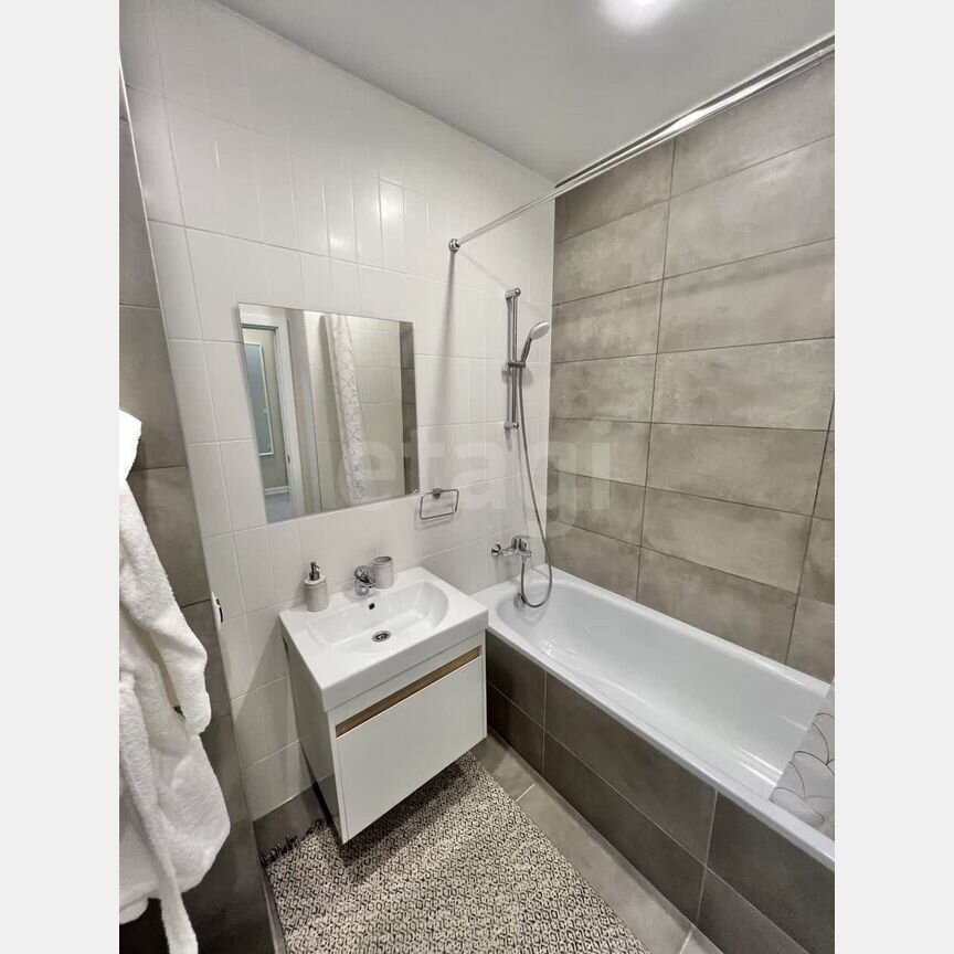 1-к. квартира, 33 м², 13/16 эт.