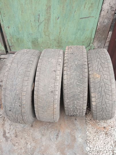 Bridgestone Winter Dueler DM-Z2 225/80 R15