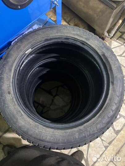 Nokian Tyres Hakkapeliitta 7 215/55 R17 98T