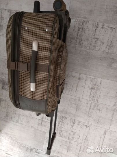 Чемодан с увеличением. Кодовый замок