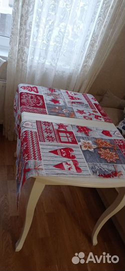 Дорожка на стол новогодняя