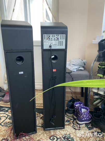 Bluetooth колонки Samsung Sound Tower TW-H5500
