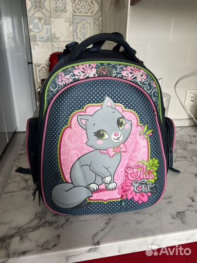 Рюкзак школьный для девочки Hummingbird