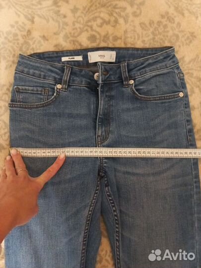 Джинсы женские mango