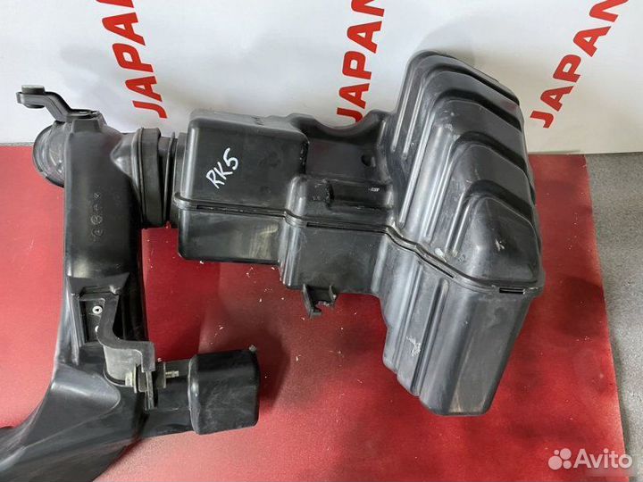 Нижняя часть корпуса воздушного Honda Stepwgn RK1