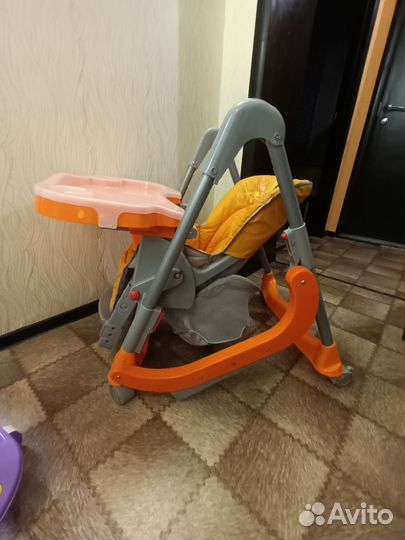 Детское кресло -столик