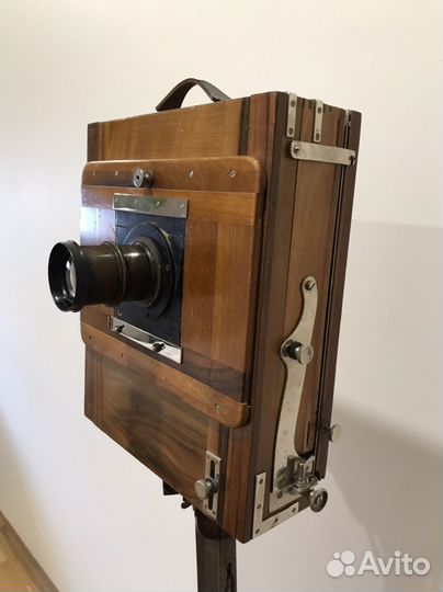 Фотоаппарат большого формата 18/24