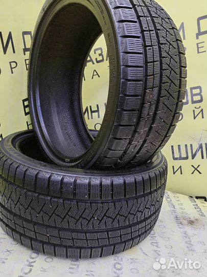 Triangle Snowlink TWT02 255/35 R19