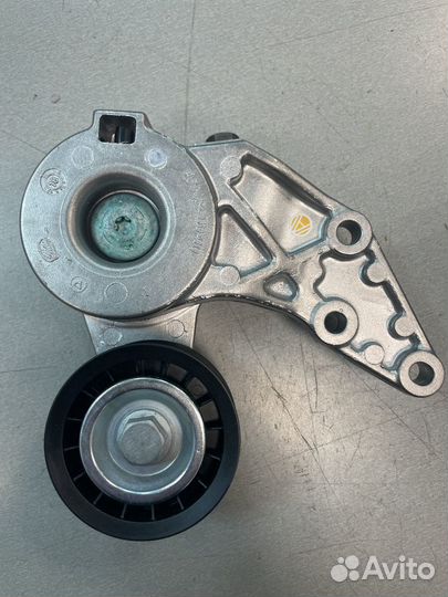 Натяжитель приводного ремня VAG 022145299f