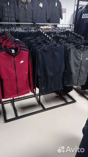 Стойки для магазина одежды, стойки для вешалок