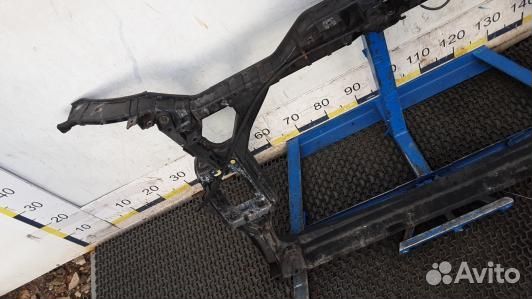 Передняя панель крепления облицовки (телевизор) au