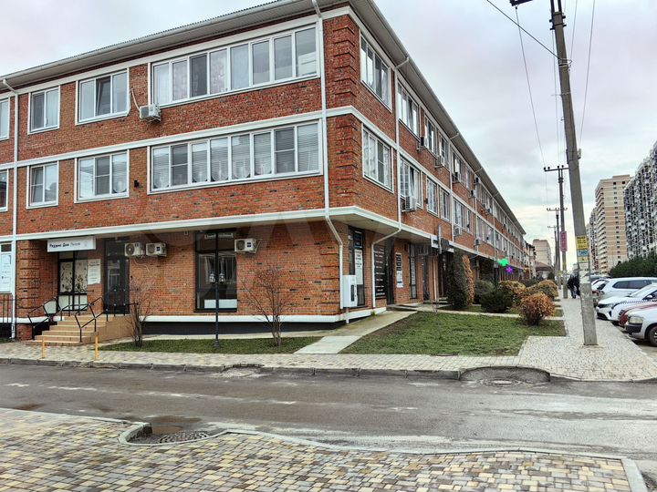 Торговое помещение с арендатором 37.4 м²