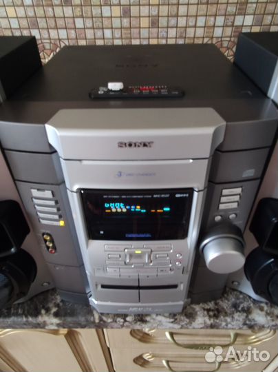 Музыкальный центр sony