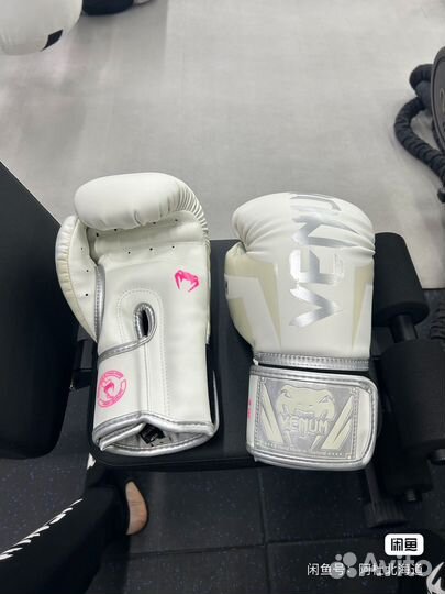 Боксерские перчатки Venum Elite 8 oz(оригинал)