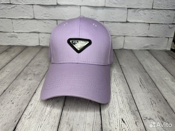 Кепка prada