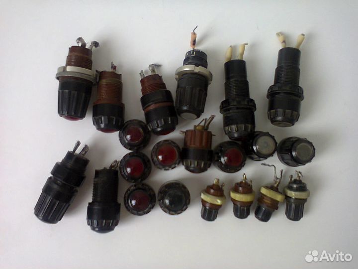 Лампочки для авто, фонарей и гирлянд от 2.5 - 60 в