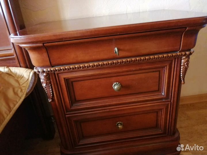 Спальный гарнитур Италия