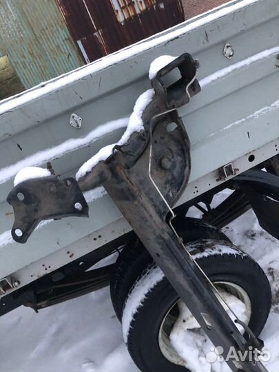 Балка задняя на renault logan 2