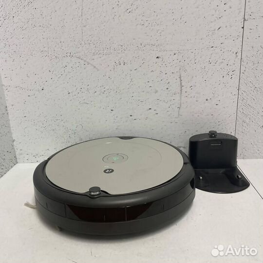 Робот-пылесос iRobot Roomba 698 (Рассрочка / Р2)
