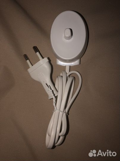 Электрическая зубная щетка детская