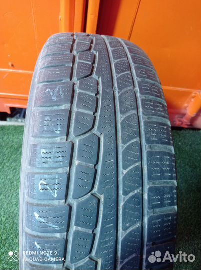 Nokian Tyres WR 215/70 R16 100H