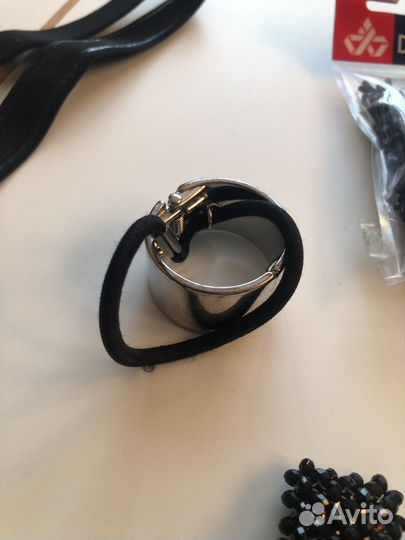 Заколки для волос