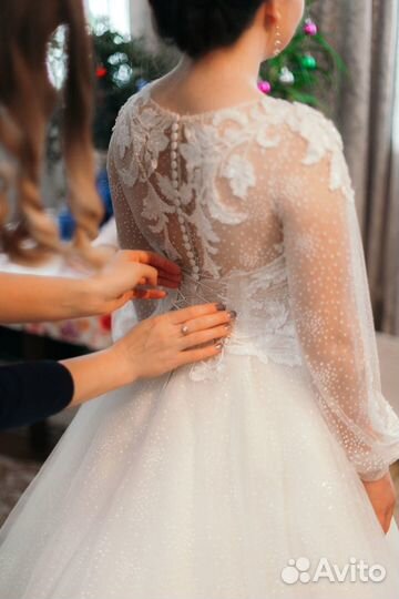 Свадебное платье