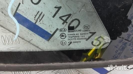 Стекло кузова боковое заднее левое KIA sorento 1