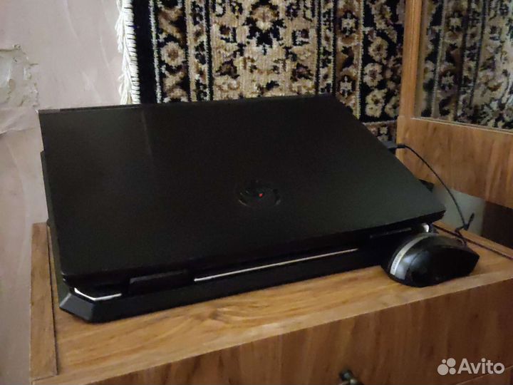 MSI Alpha 15 b5eek-055XR