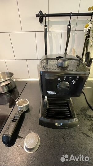 Кофеварка рожковая delonghi ec145