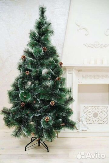 Ёлки с инеем и шишками новые