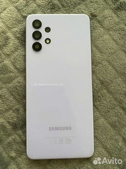 Samsung а 32